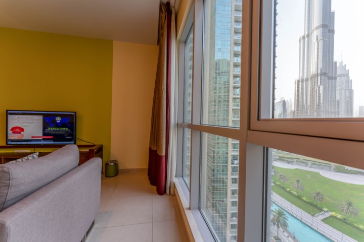 Two-Bedroom Burj Khalifa View-slider-20